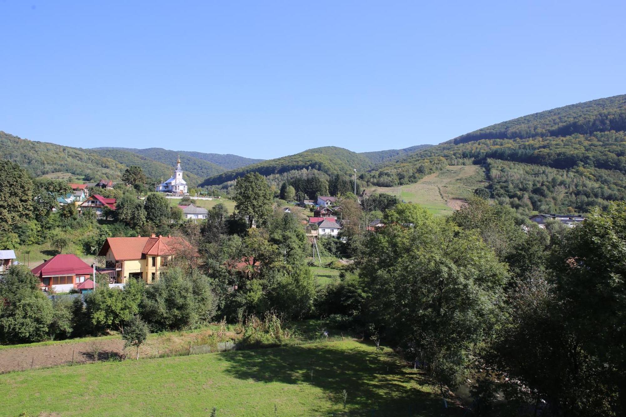 River Side Resort Polyana (Transcarpathia)
